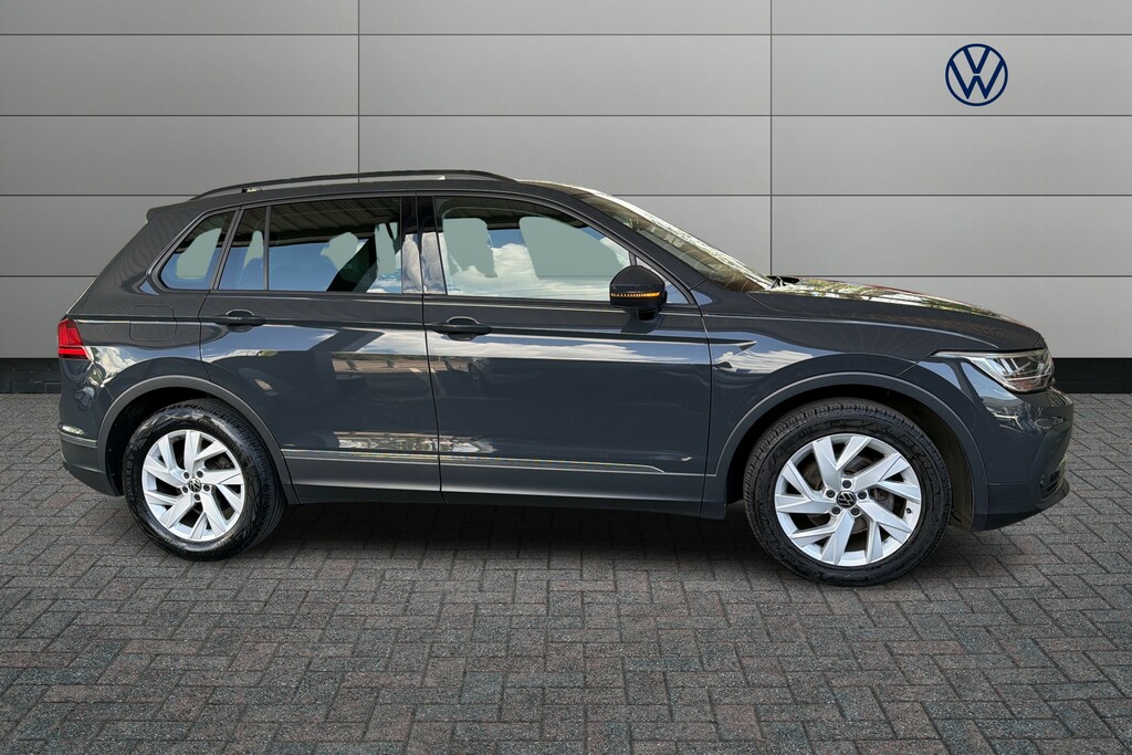 Volkswagen Tiguan 1.5 Tsi 150 Life Dsg KN22KMG Grey #4