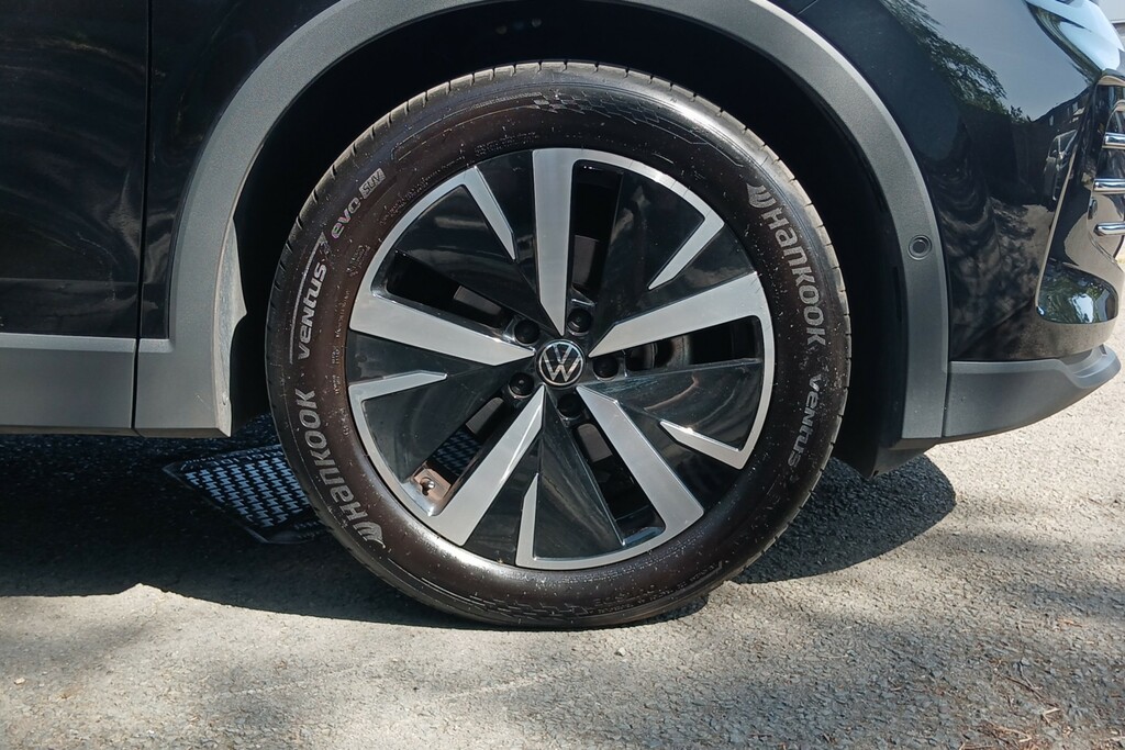 Volkswagen Tiguan 1.5 Etsi 150 Elegance Dsg VO25LXL Black #5