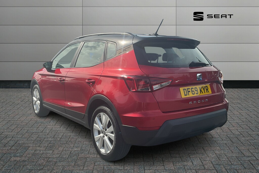 Seat Arona 1.0 Tsi Se Technology Ez DF69KYR Red #3