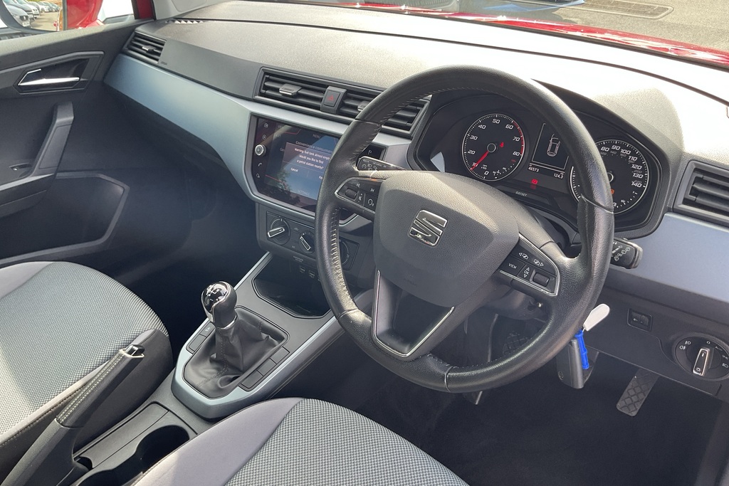 Seat Arona 1.0 Tsi Se Technology Ez DF69KYR Red #6