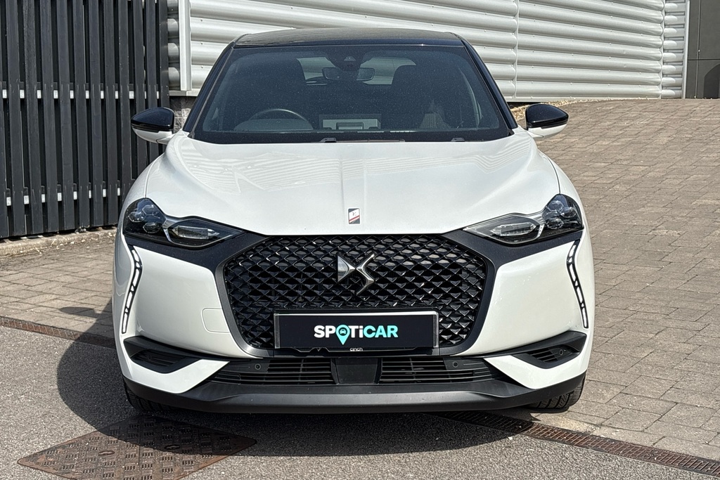 DS DS 3 Crossback E-tense 50Kwh Performance Line Crossback CF71XGO White #3