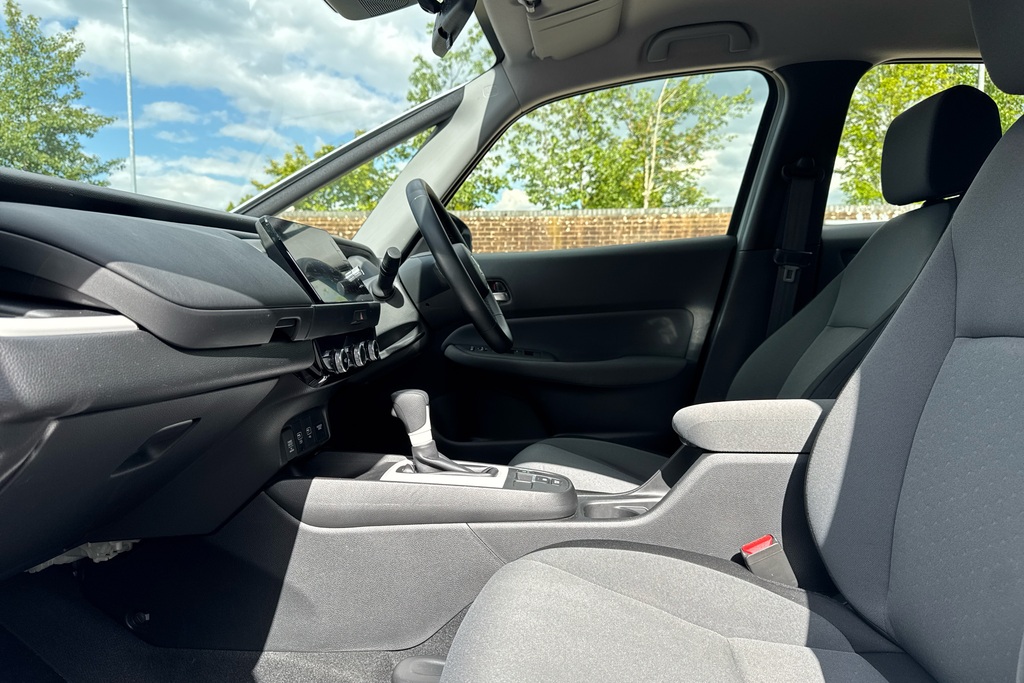 Honda Jazz 1.5 I-mmd Hybrid Elegance Ecvt OE23TJO White #6