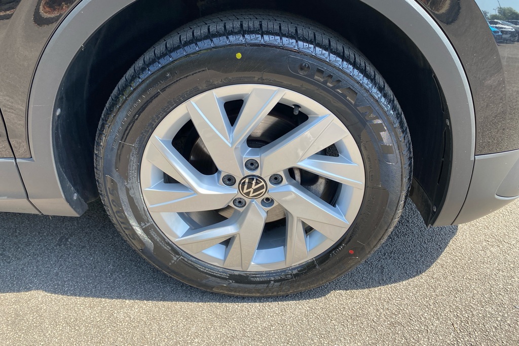 Volkswagen Tiguan Allspace 1.5 Tsi Life Dsg Black #5