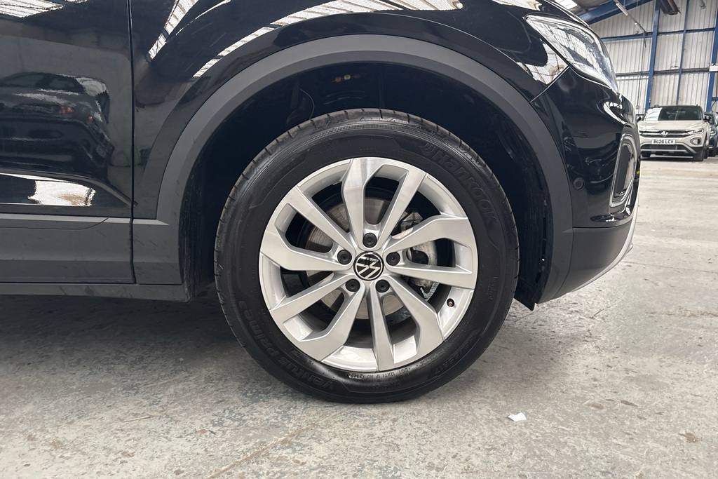 Volkswagen T-Roc 1.5 Tsi Match Dsg GF75ETY Black #5