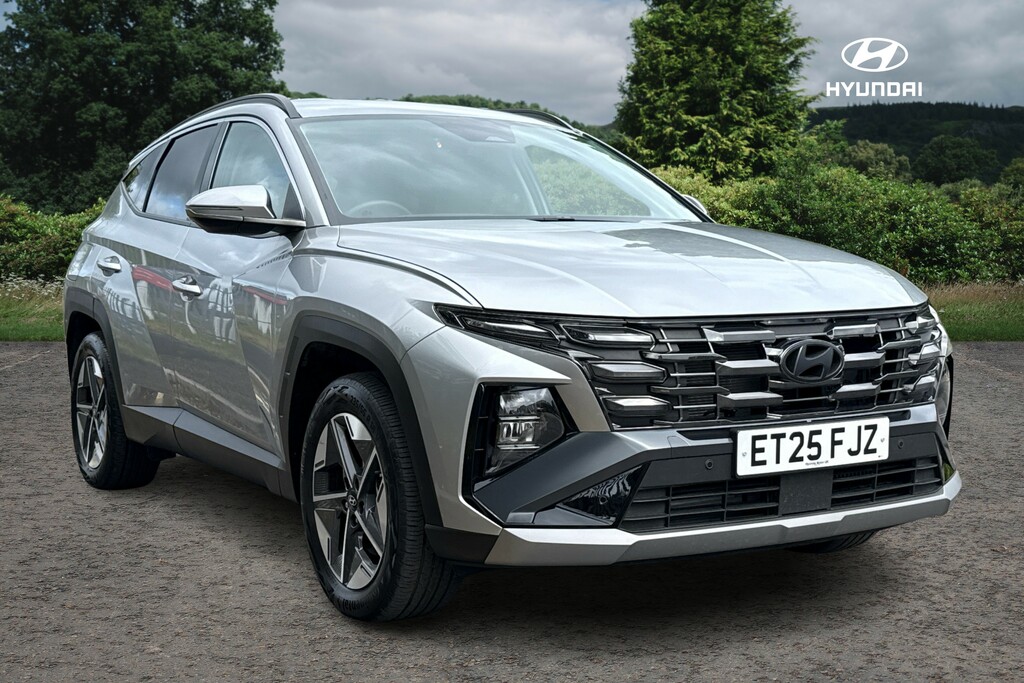 Hyundai Tucson Premium Silver