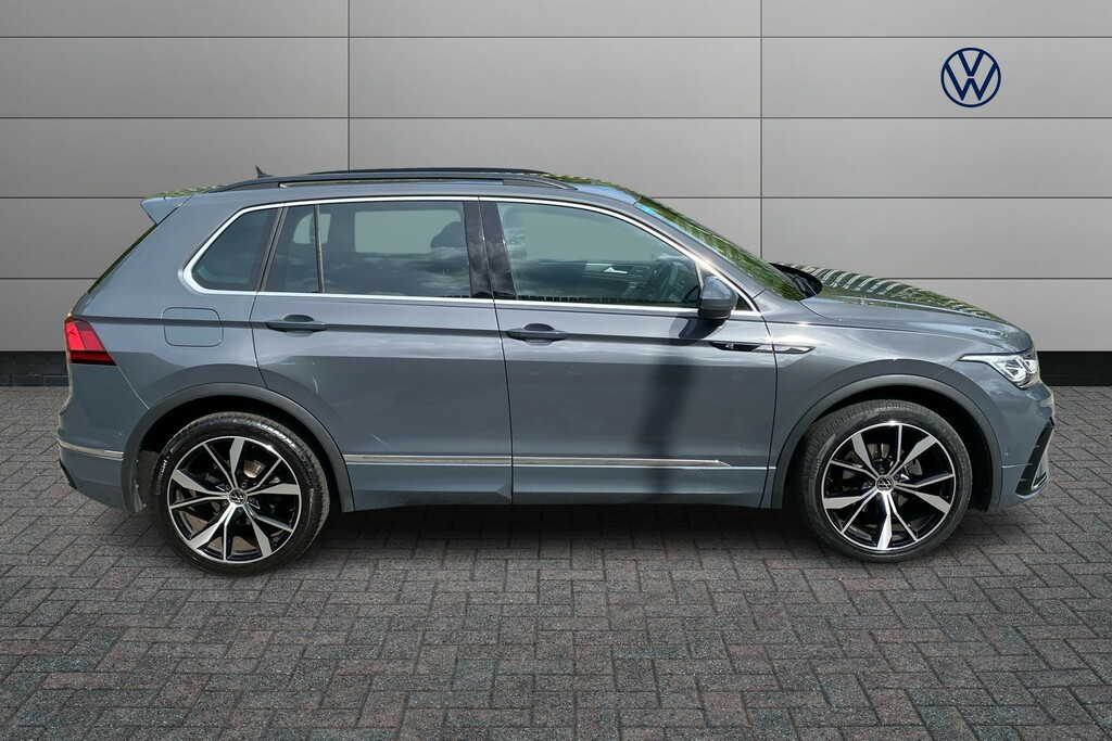 Volkswagen Tiguan 2.0 Tdi 4Motion R-line Dsg Grey #4