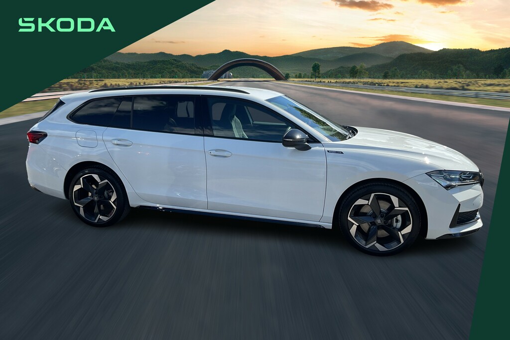 Skoda Superb 1.5 Tsi Iv Sportline Dsg White #4