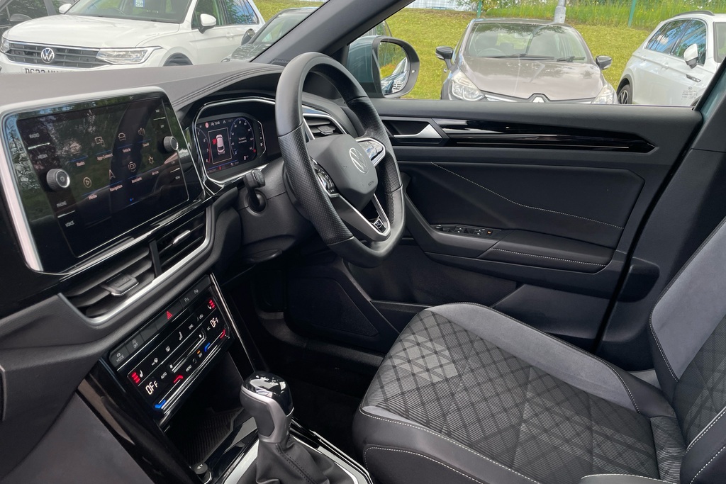 Volkswagen T-Roc 1.5 Tsi R-line Dsg FG23HZL Blue #2