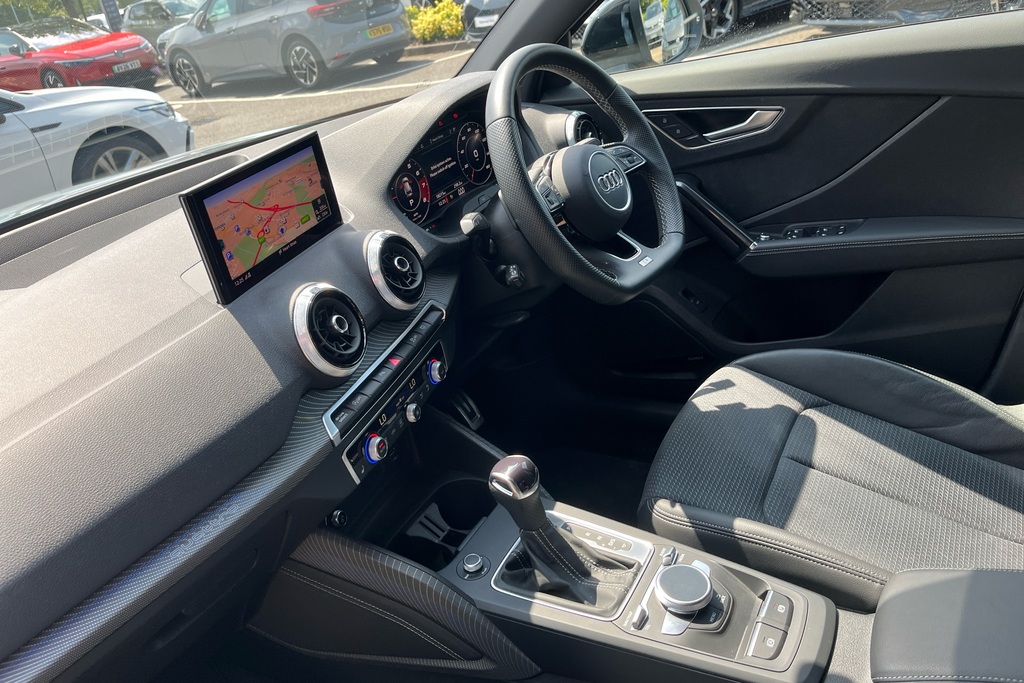 Audi Q2 Sq2 Quattro Black Edition S Tronic BD22ZJZ Grey #2