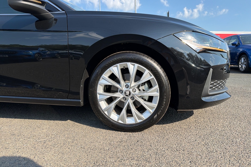 Skoda Superb 1.5 Tsi E-tec Se L Dsg KY26UHF Black #5