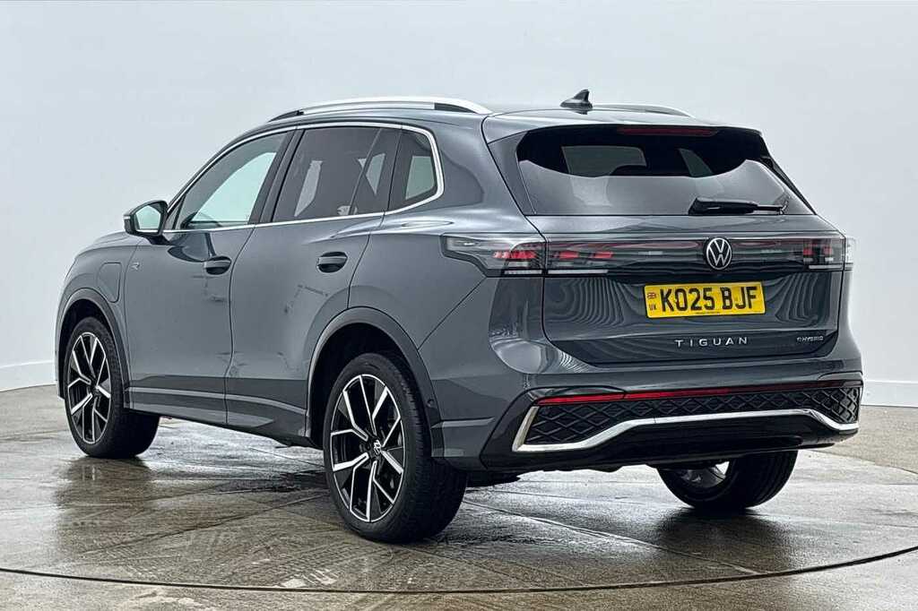 Volkswagen Tiguan 1.5 Tsi 272 Ehybrid R-line Dsg KO25BJF Grey #3