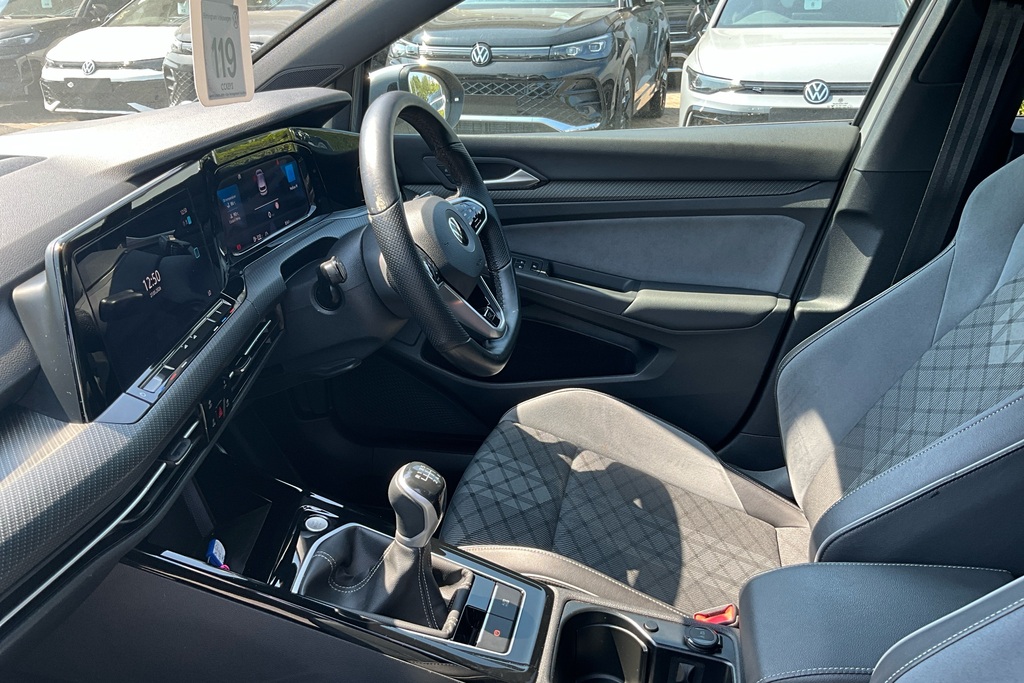 Volkswagen Golf 1.5 Tsi 150 R-line Grey #2