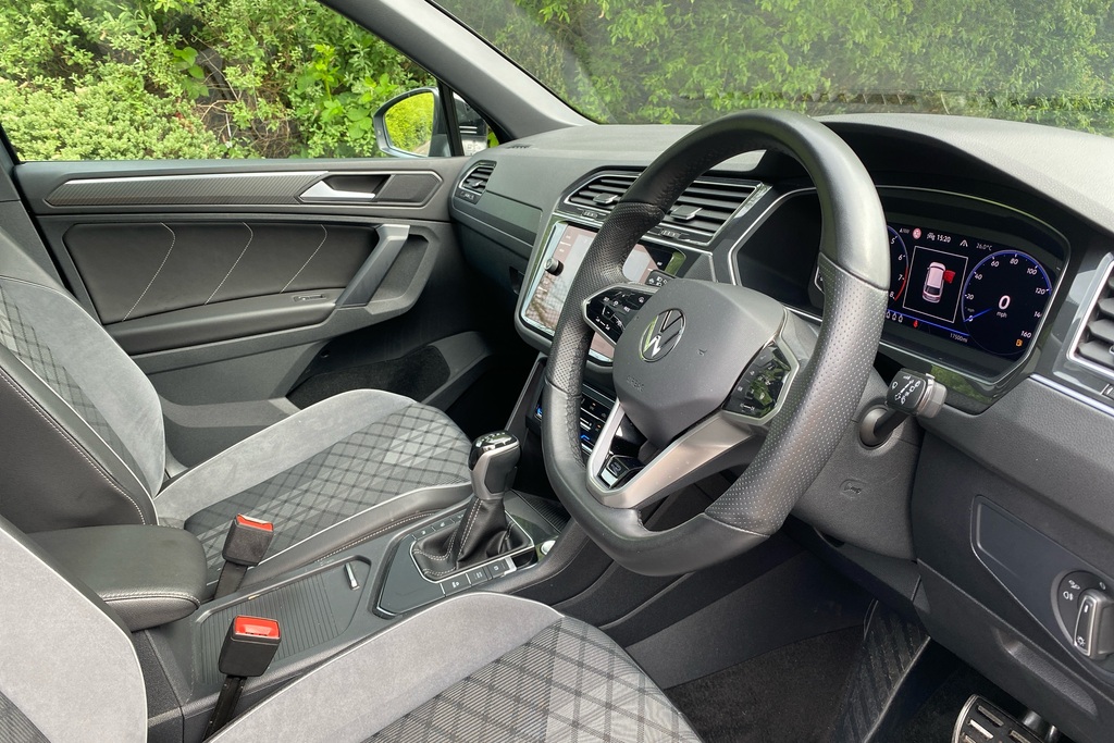 Volkswagen Tiguan 1.5 Tsi 150 Black Edition Dsg YG24VNA Grey #6
