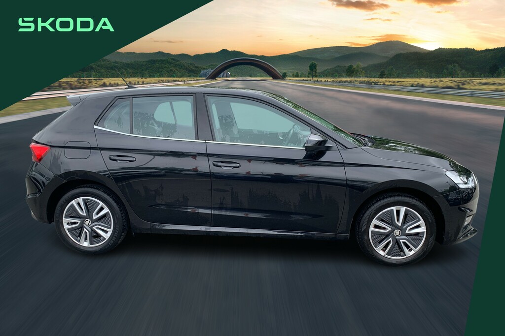 Skoda Fabia 1.0 Tsi Se L BF22GKE Black #4