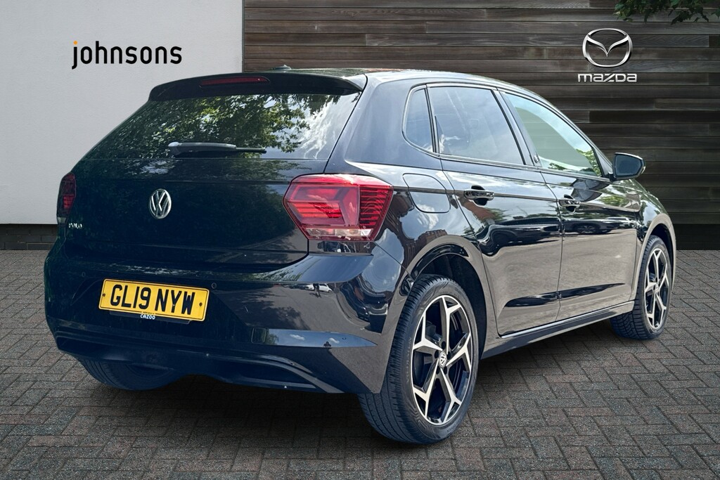 Volkswagen Polo 1.0 Tsi 95 Beats Dsg GL19NYW Black #5