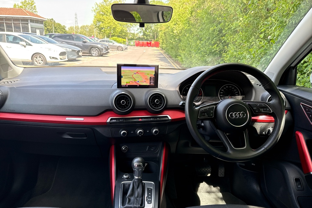 Audi Q2 30 Tdi Sport S Tronic White #3