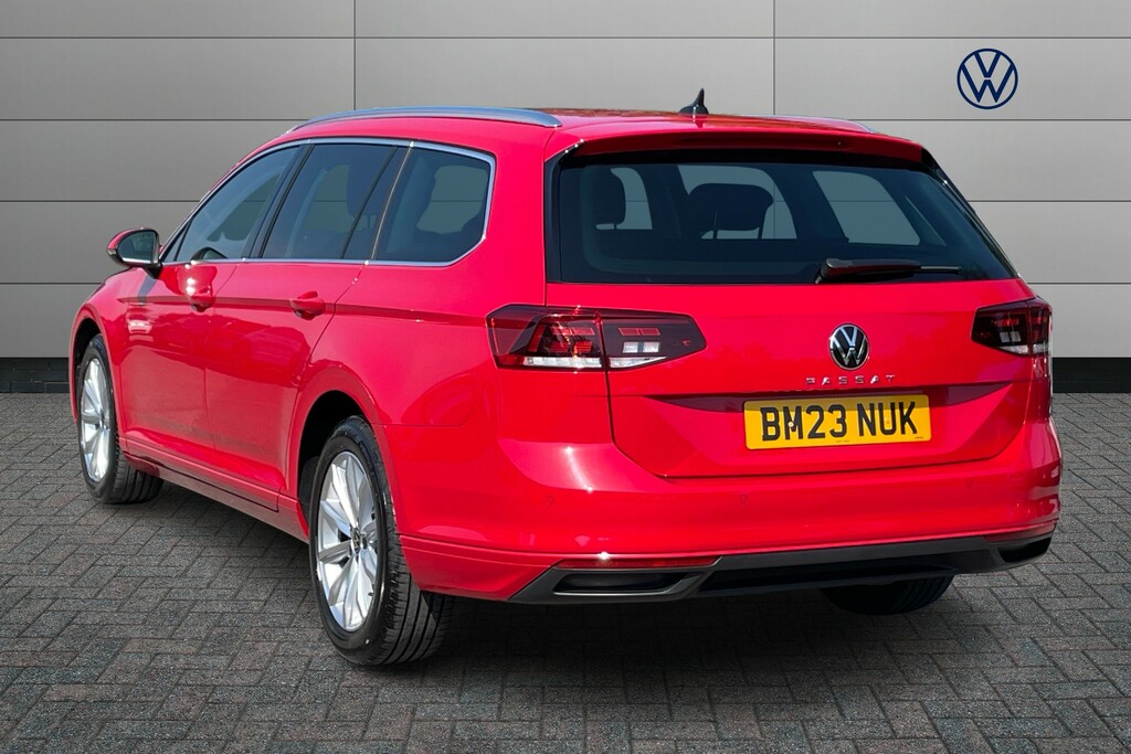 Volkswagen Passat 2.0 Tdi Evo Scr Sel Dsg BM23NUK Red #3