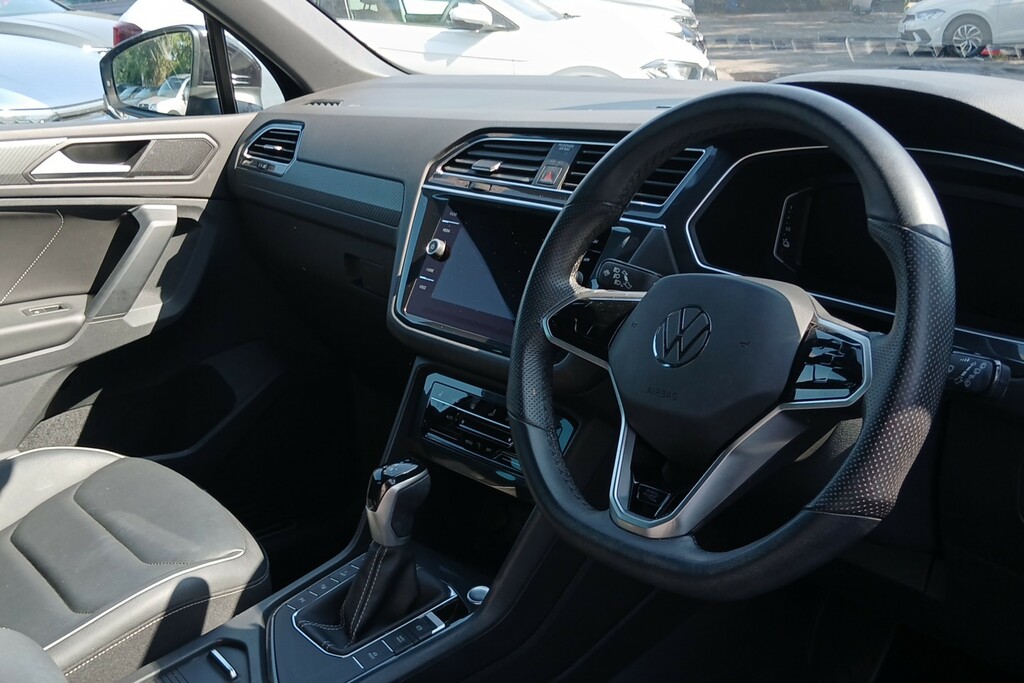 Volkswagen Tiguan 1.4 Tsi Ehybrid R-line Dsg DJ70EJW Black #6