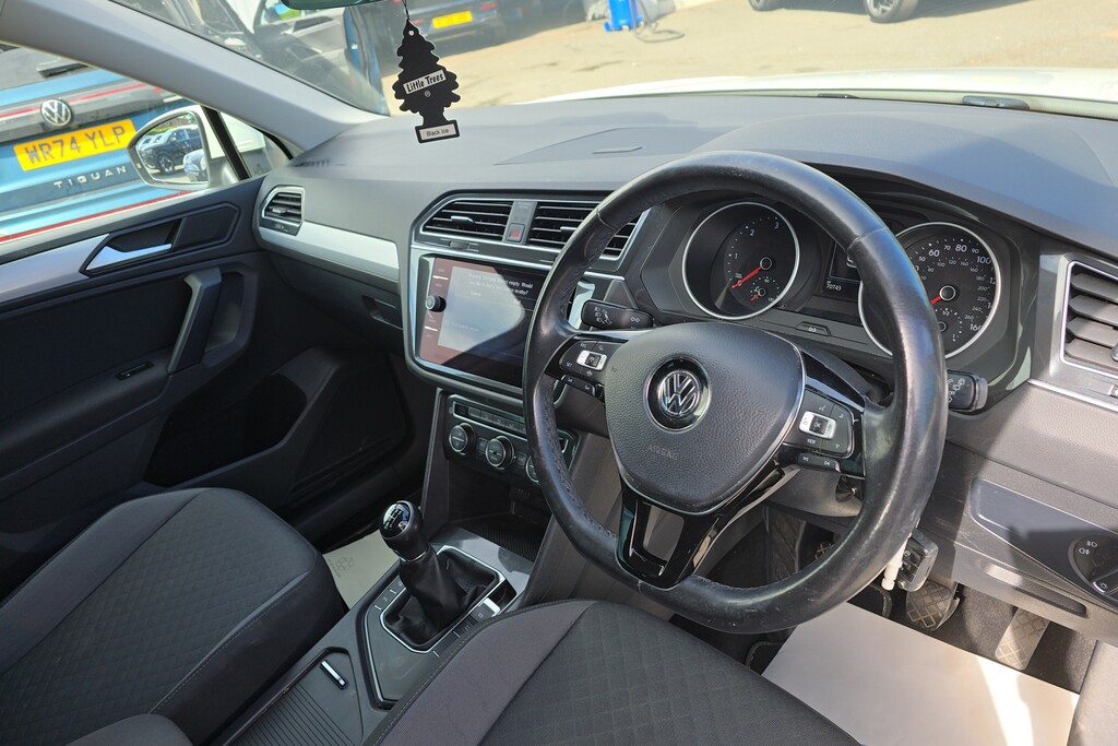 Volkswagen Tiguan 2.0 Tdi 150 Match WF69SYR White #6