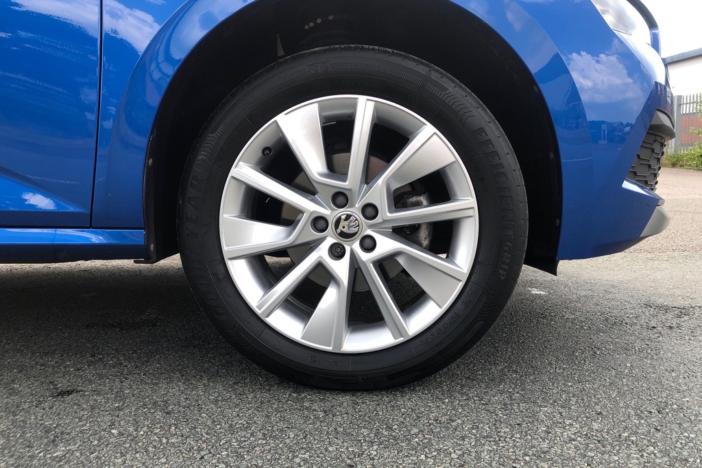 Skoda Kamiq 1.0 Tsi 110 Se Drive WJ23RXD Blue #5