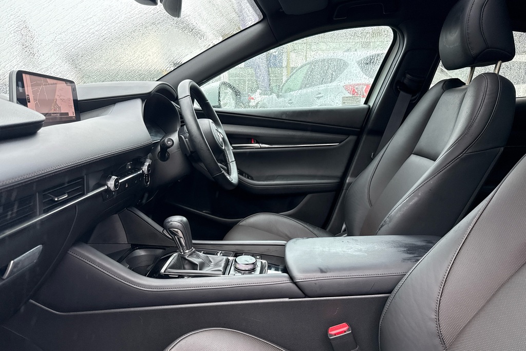 Mazda 3 2.0 E-skyactiv X Mhev 186 Takumi BG25ODB White #6