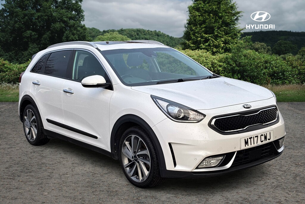 Kia Niro First Edition White