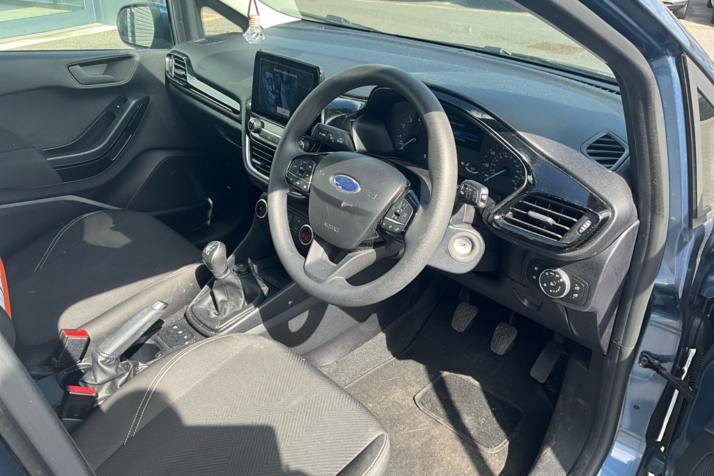 Ford Fiesta 1.1 75 Trend ML72ZLE Blue #6