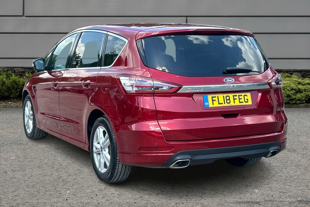 Ford S-Max Titanium Red #3