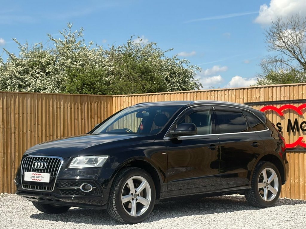 Audi Q5 2L S Line Plus Black #3