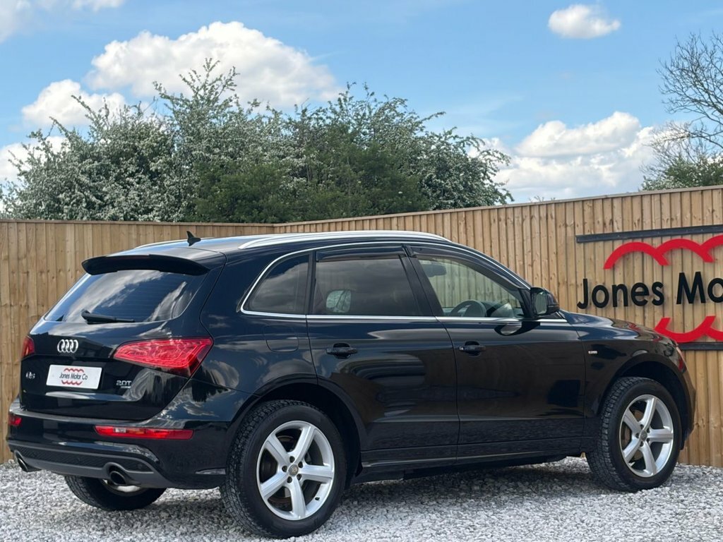 Audi Q5 2L S Line Plus Black #5