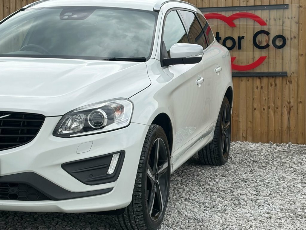 Volvo XC60 2L R-design Lux Nav White #5