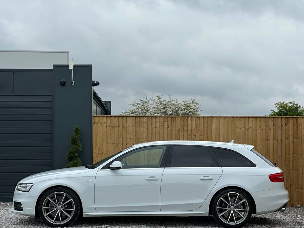 Audi A4 Avant 2L S Line White #5