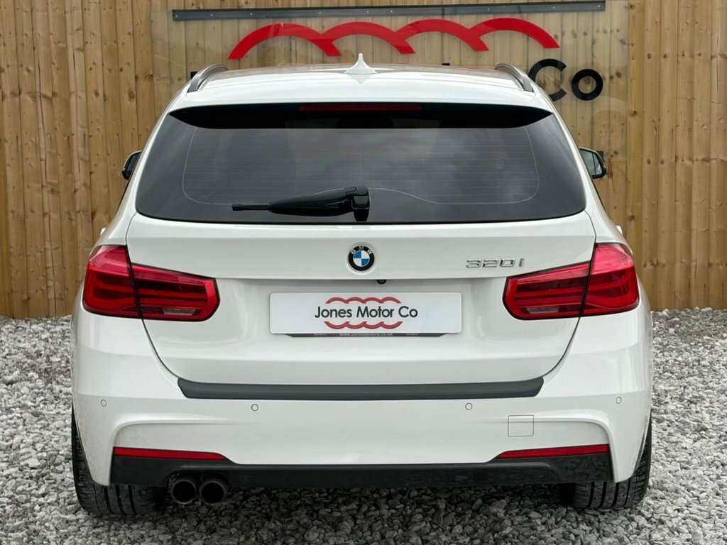 BMW 3 Series 2L M Sport DH16CJM White #5