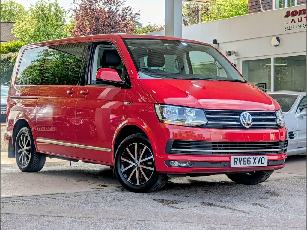 Volkswagen Caravelle 2.0 Bitdi Bluemotion Tech Executive Dsg Euro 6 S Red