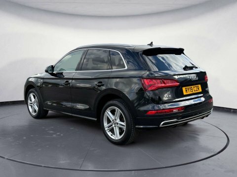 Audi Q5 2.0 Q5 S RY19CZR Black #3