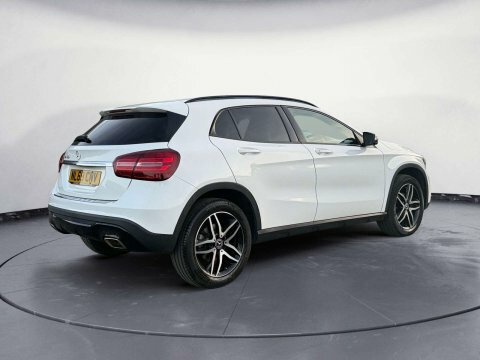 Mercedes-Benz GLA Class 1.6 Gla 180 NL69CNV White #5