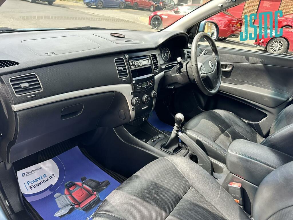 SsangYong Korando 2.0D Ex Suv 4Wd Euro 5 175 Ps Blue #2