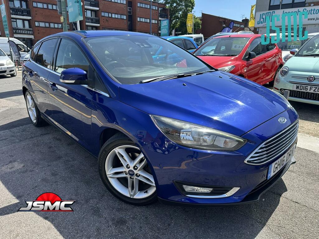 Ford Focus 1.0T Ecoboost Titanium Hatchback Blue