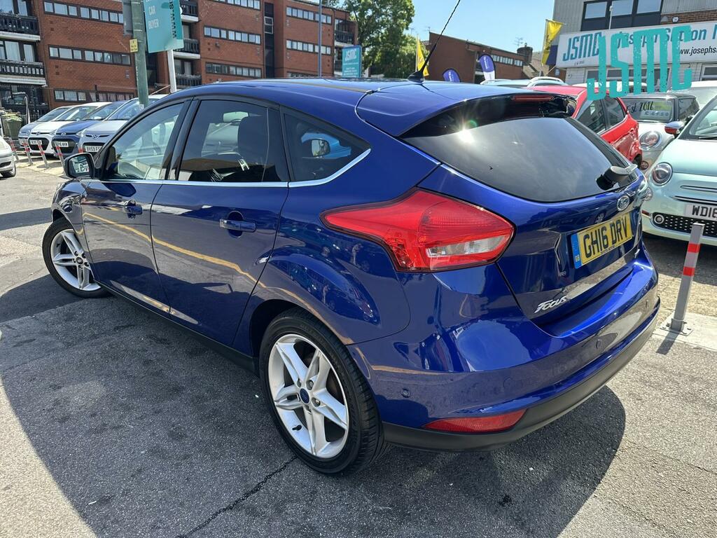 Ford Focus 1.0T Ecoboost Titanium Hatchback GH16DRV Blue #3
