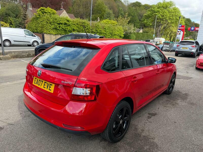 Skoda Rapid Spaceback 1.2-tsi-se-tech-hatchback-5dr-petrol-dsg-euro-6-s Red #5
