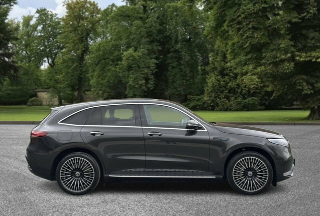 Mercedes-Benz EQC 2023 Eqc 400 80Kwh Amg Line Premium Suv Elec KM73BWW Grey #3
