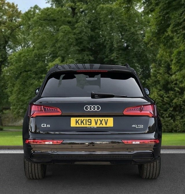Audi Q5 2019 2.0 Tdi 40 Black Edition Suv S Tro KK19VXV Black #5