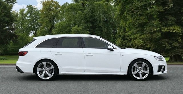 Audi A4 Avant 2024 2.0 Tfsi 40 S Line Estate S Tronic HF24VVB White #3