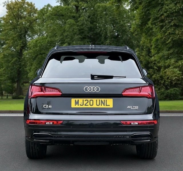 Audi Q5 2020 2.0 Tdi 40 Black Edition Suv S Tro MJ20UNL Black #5