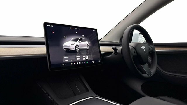 Tesla Model Y 2022 Dual Motor Long Range Suv MW72OWB White #4