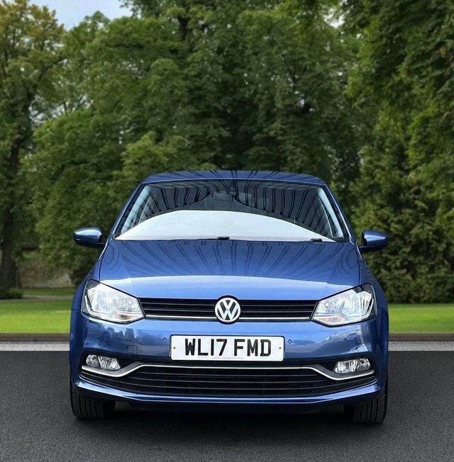Volkswagen Polo 2017 1.2 Tsi Bluemotion Tech Match Edition Hatchba WL17FMD Blue #3