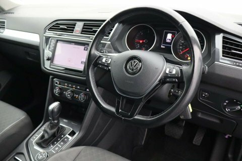 Volkswagen Tiguan 2.0 Tiguan Se AU67NUF White #2