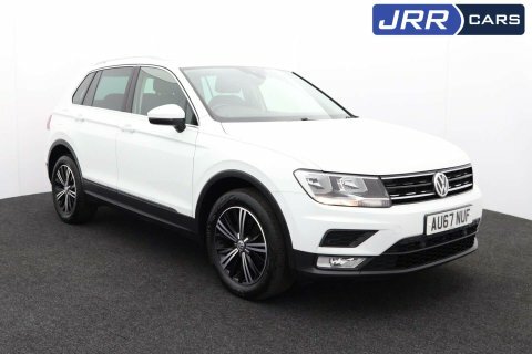 Volkswagen Tiguan 2.0 Tiguan Se AU67NUF White