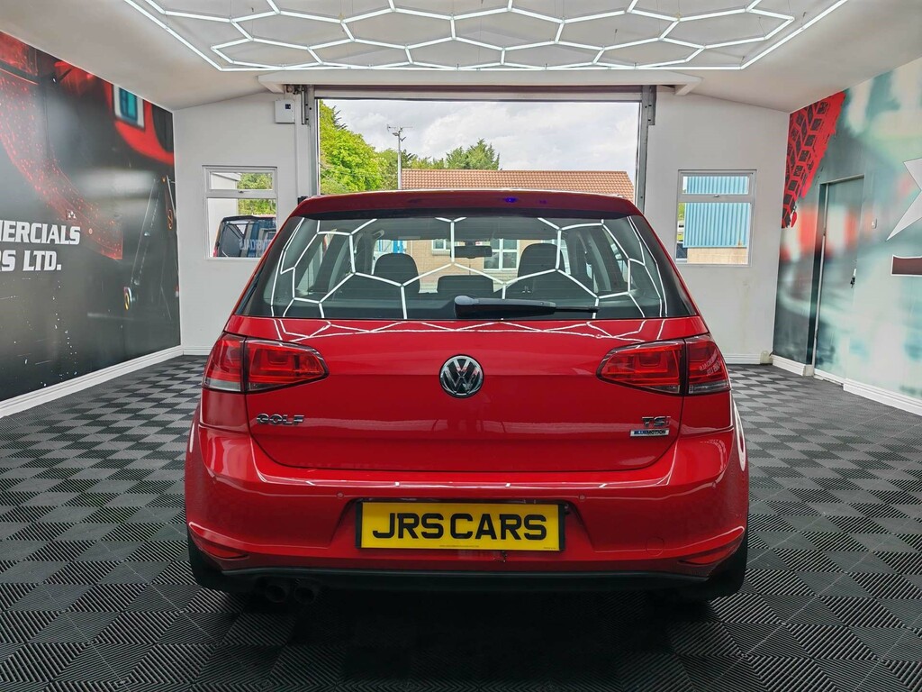 Volkswagen Golf Match Tsi Bluemotion Technology UUI1725 Red #4