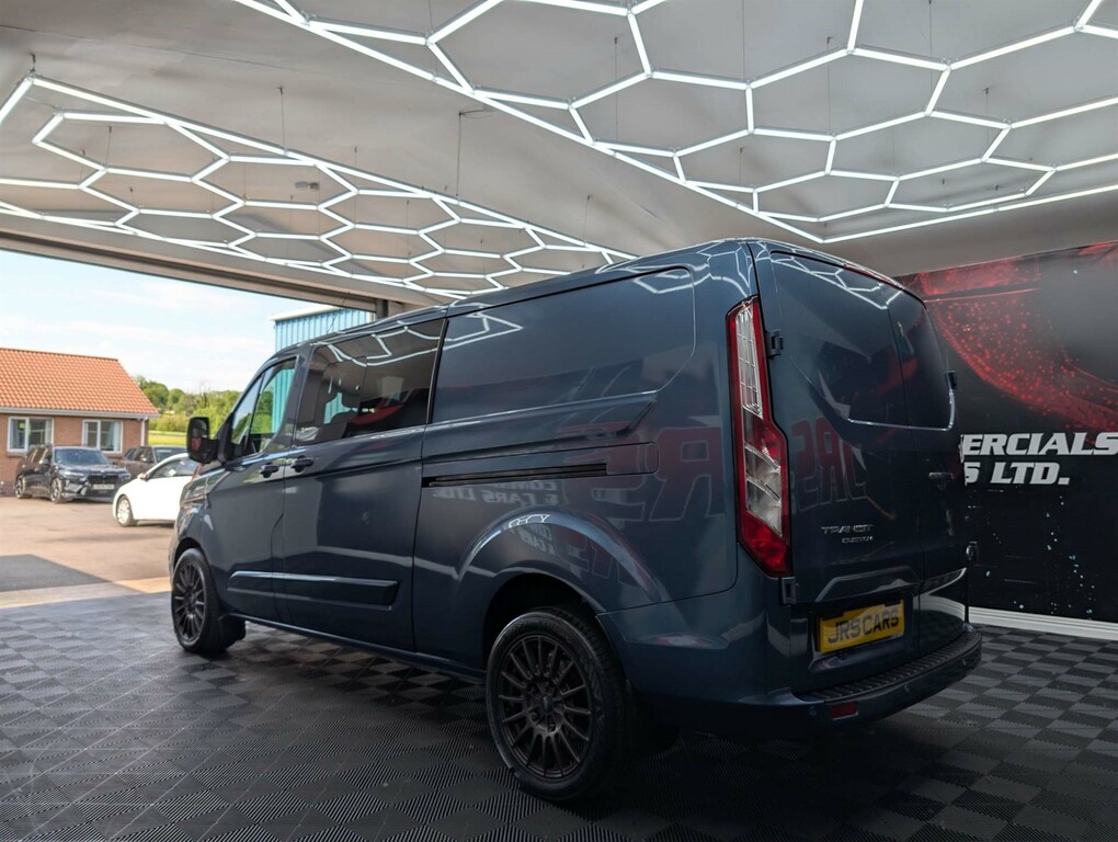 Ford Transit Custom 320 Limited Edition BT18VPA #4